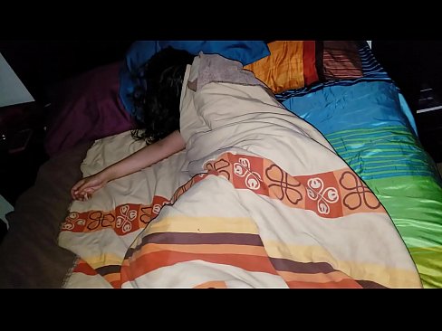 ❤️ Üvey oğul, genç üvey annesini uyurken azarlıyor. ❌ Porno vk pornoda tr.pornma-com.ru